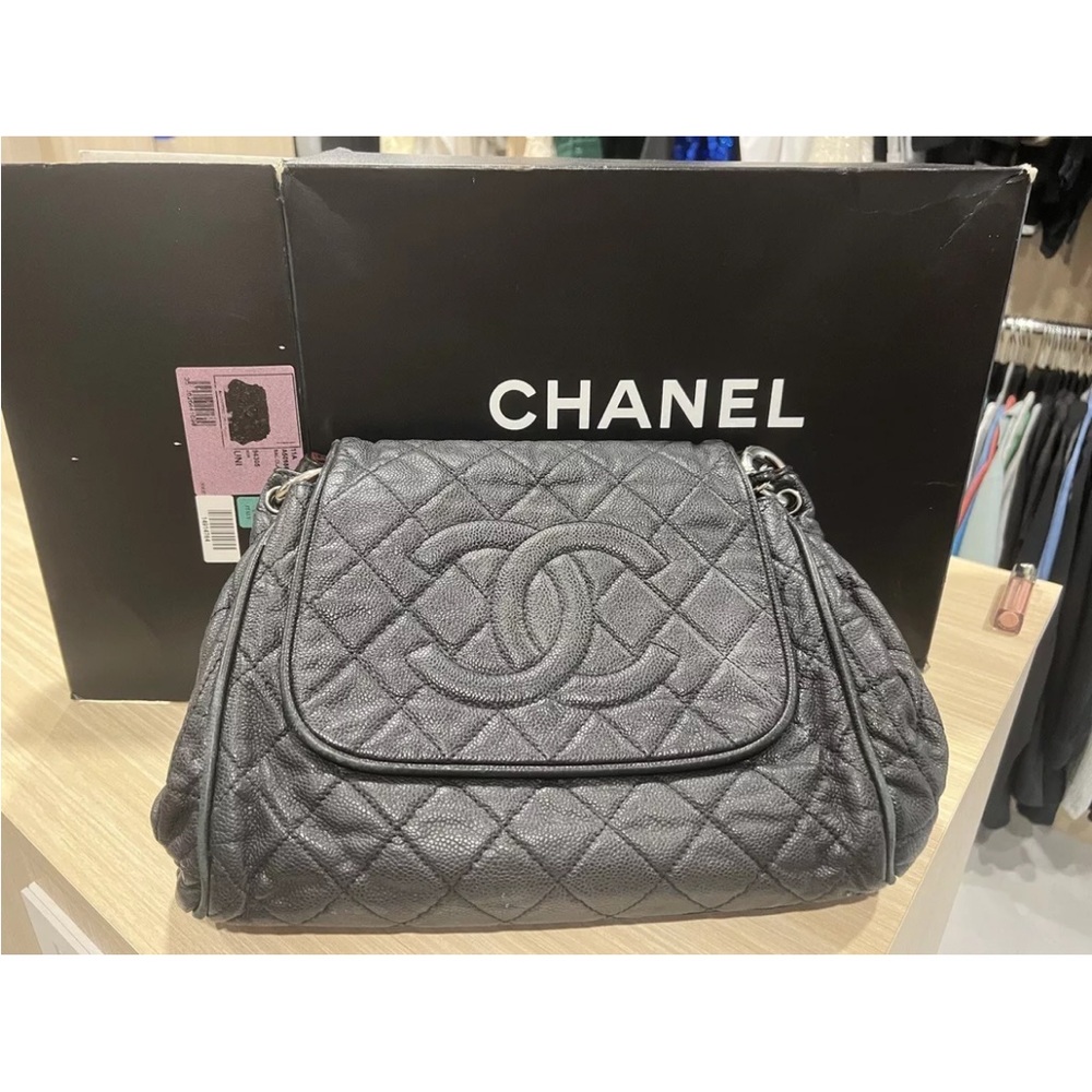 CHANEL ACCORDIAN BAG